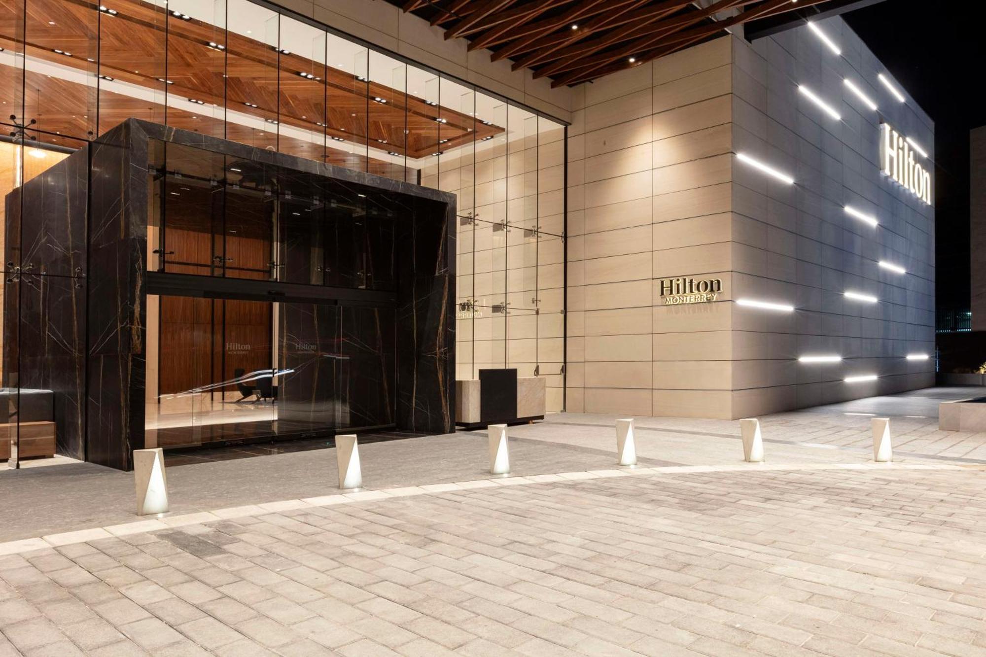 Hilton Monterrey Valle Exterior photo